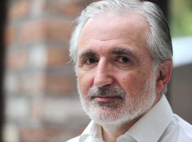 Muslim Surgeon stabbed in the neck outside the mosque