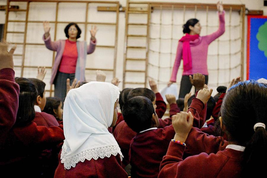 Ofsted’s hijab proposals criticised by over 1,000 academics and campaigners
