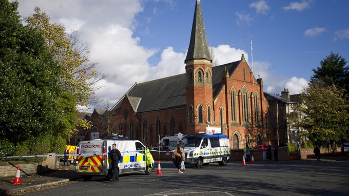 Children in mosque placed on lockdown after delivery of threatening letter